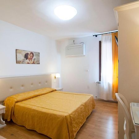Albergo Ai Tolentini Benátky Exteriér fotografie