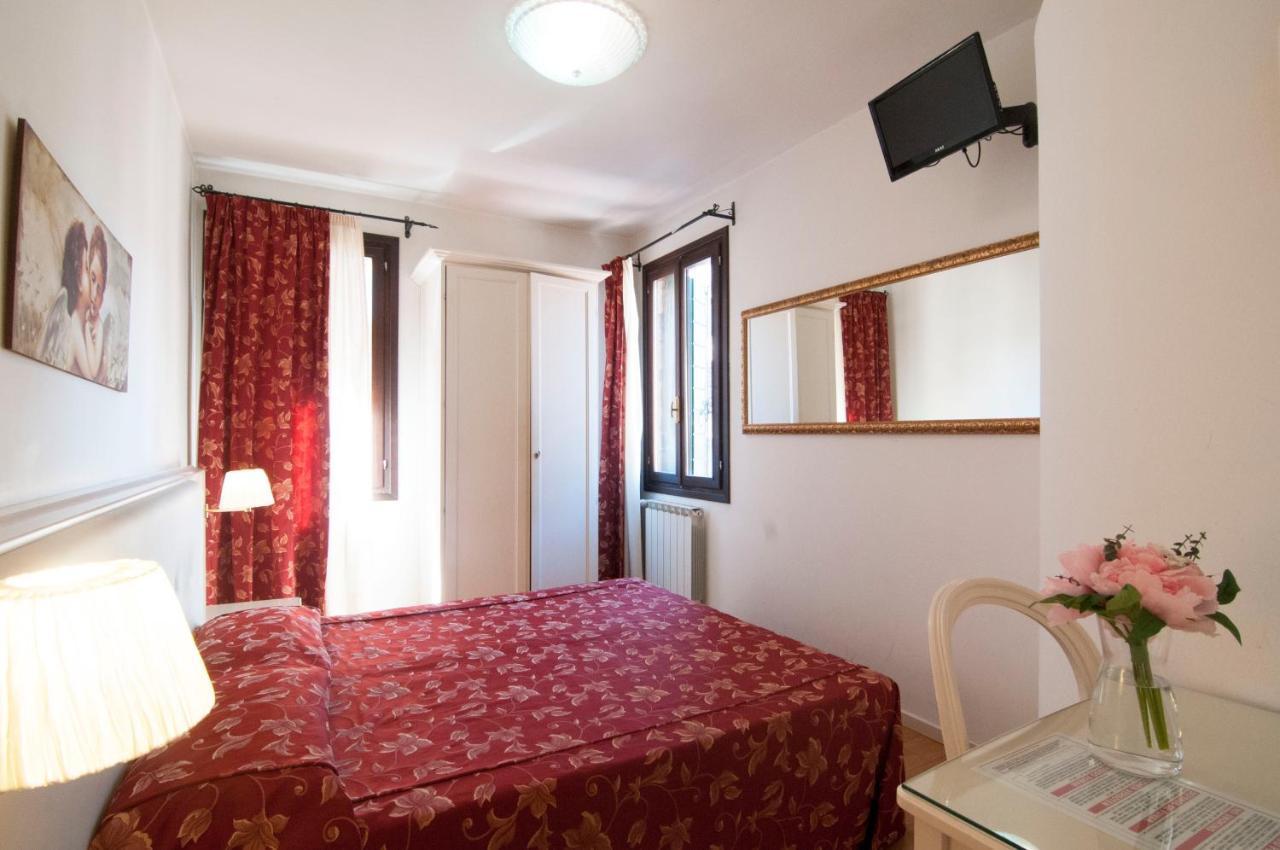 Albergo Ai Tolentini Benátky Exteriér fotografie